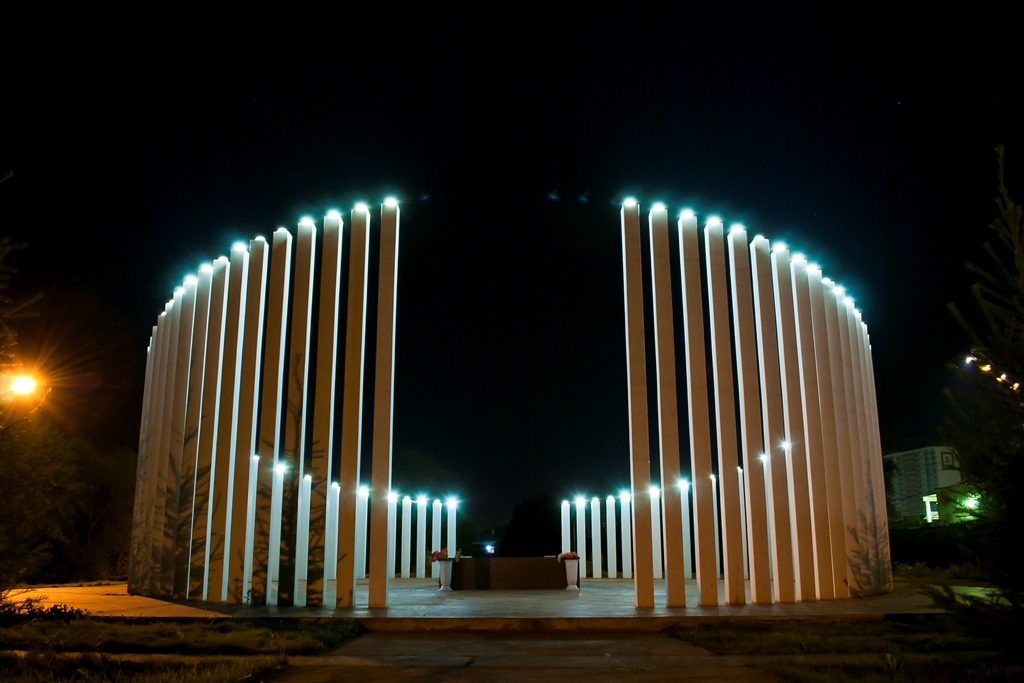 Подсветка памятника в Перми